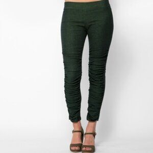 Prairie Underground NWT Glove Legging in Acid Green size Small